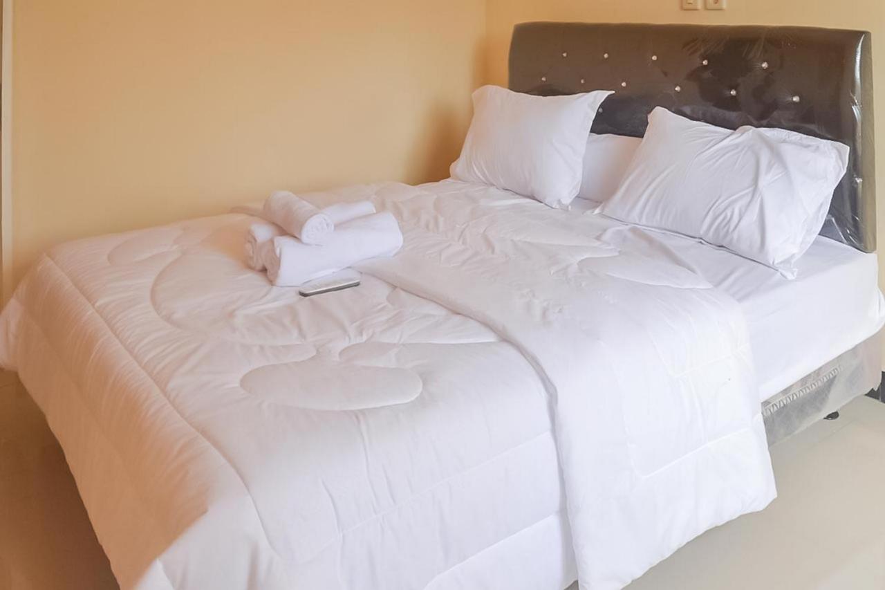 Artayya Puri Homestay Near Terminal Purabaya Madiun Mitra Reddoorz Extérieur photo